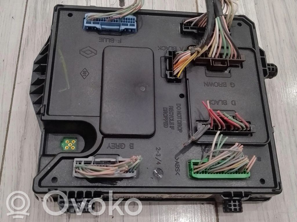 Renault Megane III Module confort 