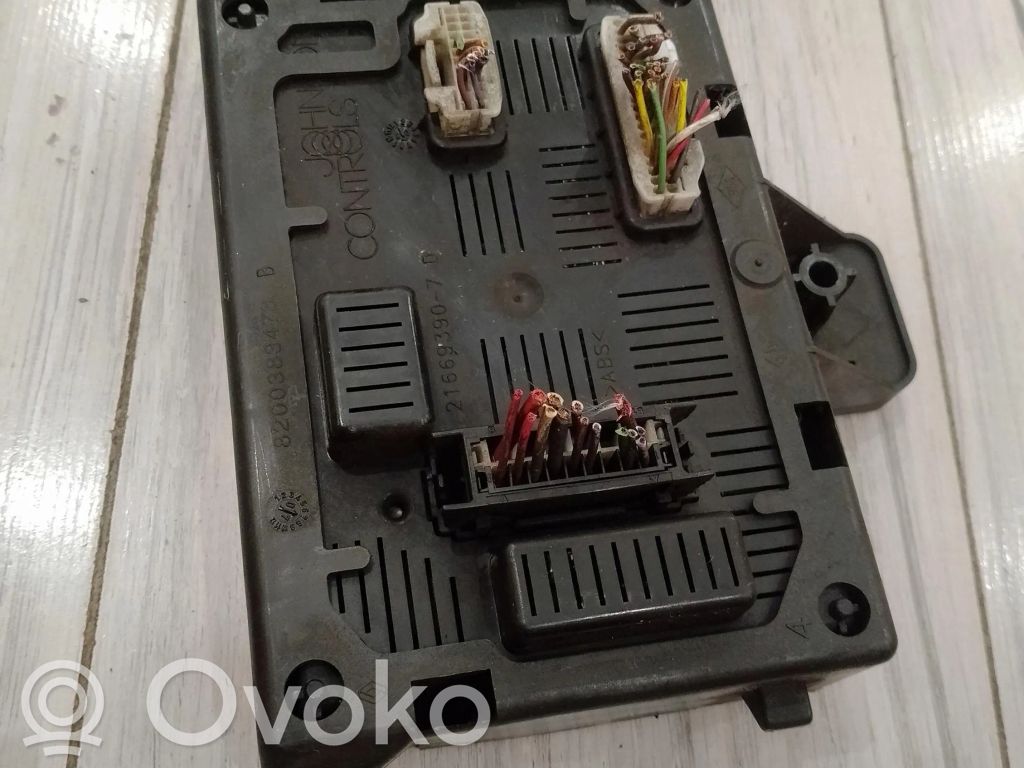 Renault Clio III Otras unidades de control/módulos 