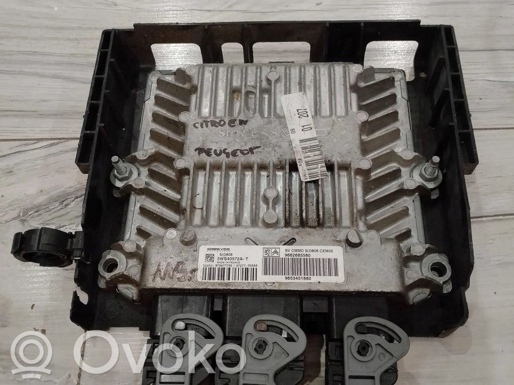 Engine control unit/module ECU   9662685580