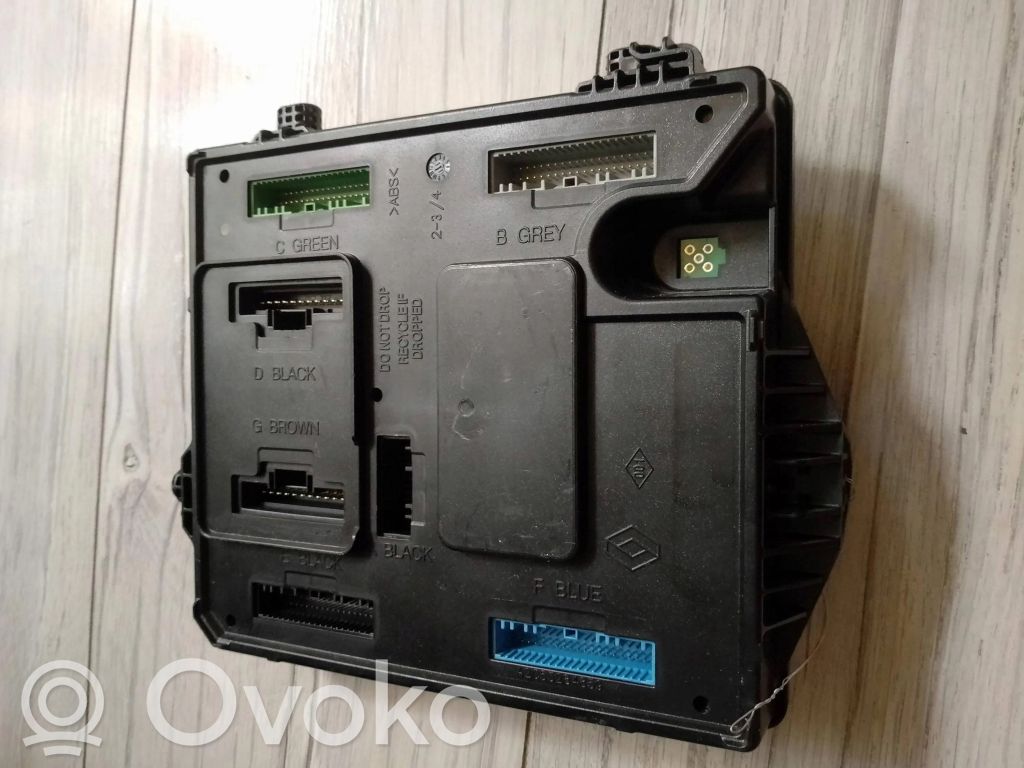 Inne komputery / moduły / sterowniki   284B14576R