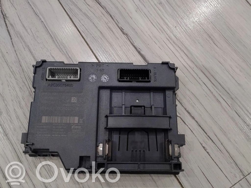 Renault Megane IV Ignition key card reader 