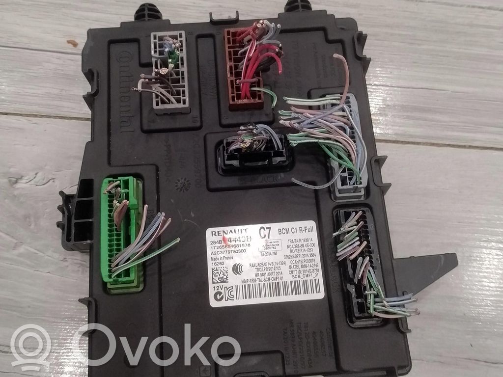 Renault Megane IV Moduł / Sterownik komfortu 