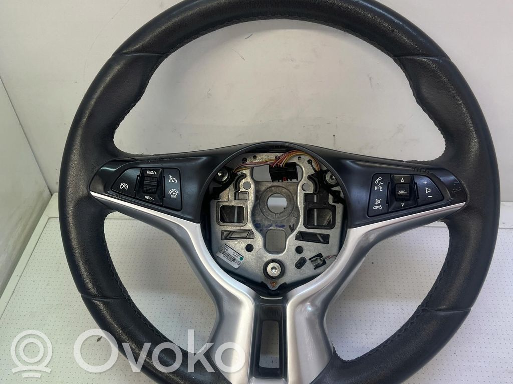 Opel Adam Stūre 