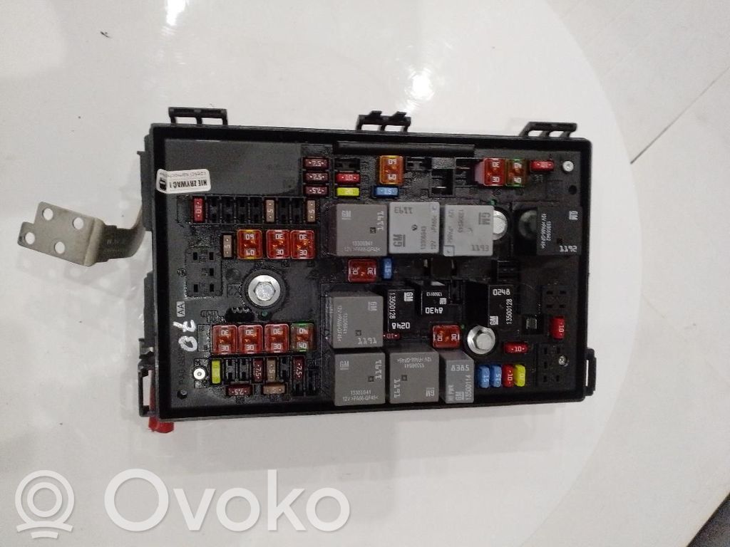 Opel Astra G Juego de caja de fusibles 
