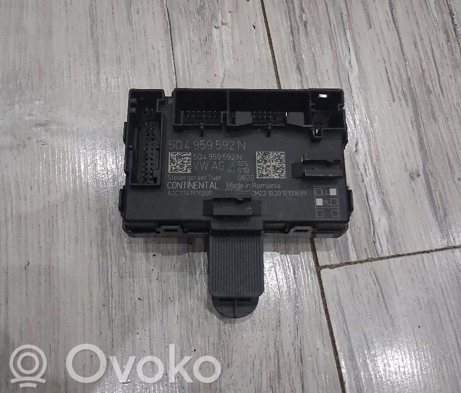 Skoda Superb B8 (3V) Door control unit/module 