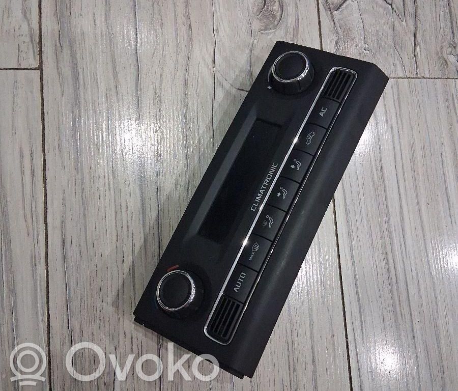 Skoda Fabia Mk2 (5J) Climate control unit 