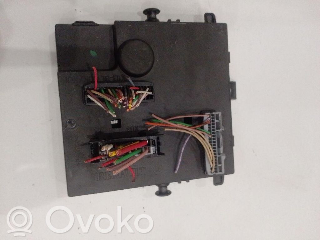 Renault Twingo II Module de passerelle 