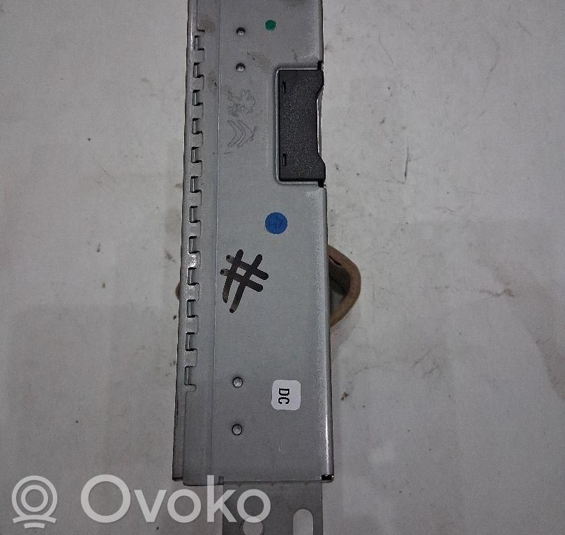 Peugeot 307 Radio/CD/DVD/GPS head unit 