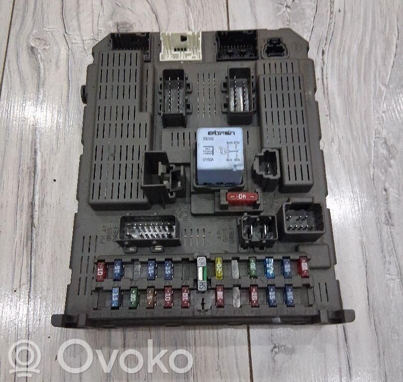 Citroen C5 Aircross Module confort 