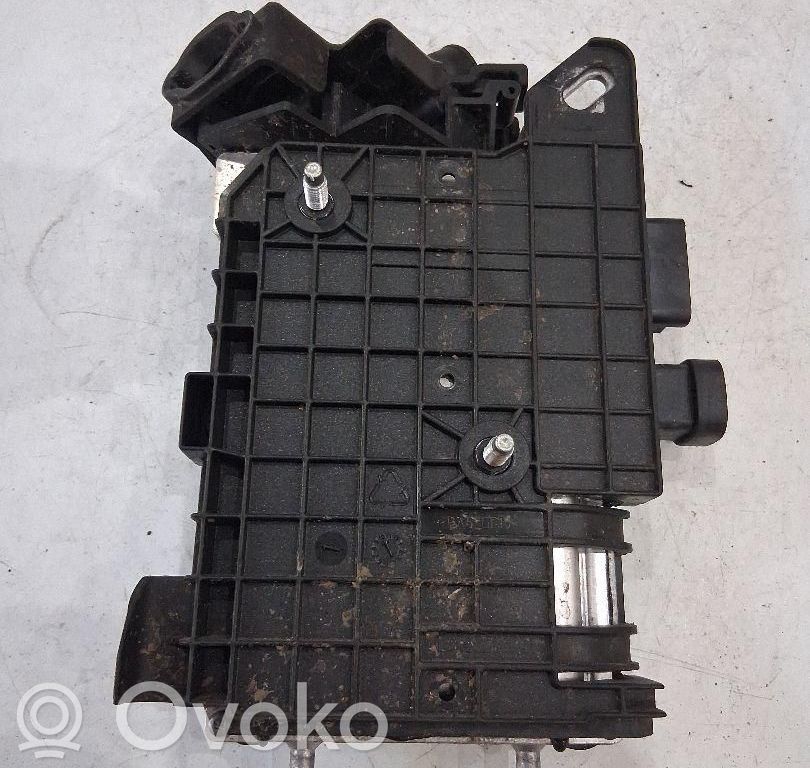 Peugeot 308 Module de commande marche/arrêt 