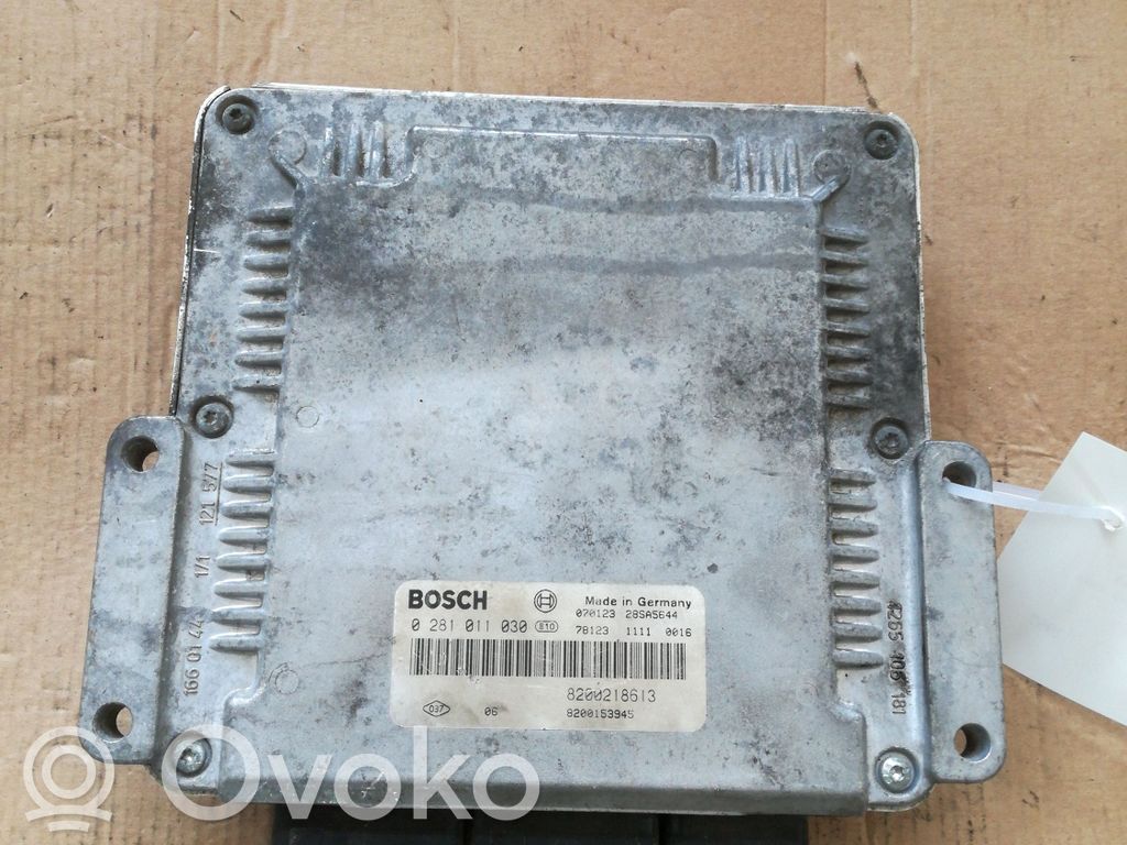 Renault Megane II Engine control unit/module 