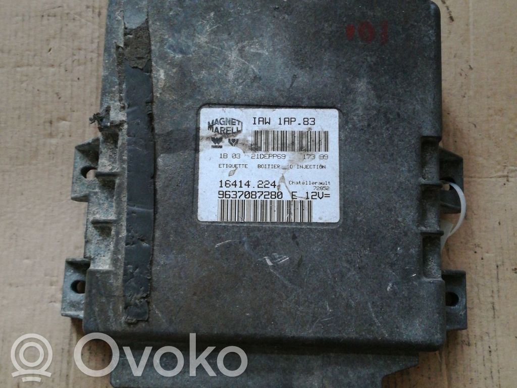Peugeot 206 Engine control unit/module 