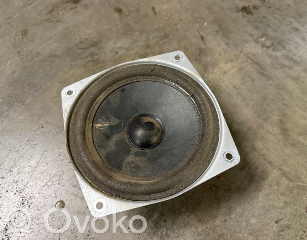 BMW 3 E36 Etuoven kaiutin 