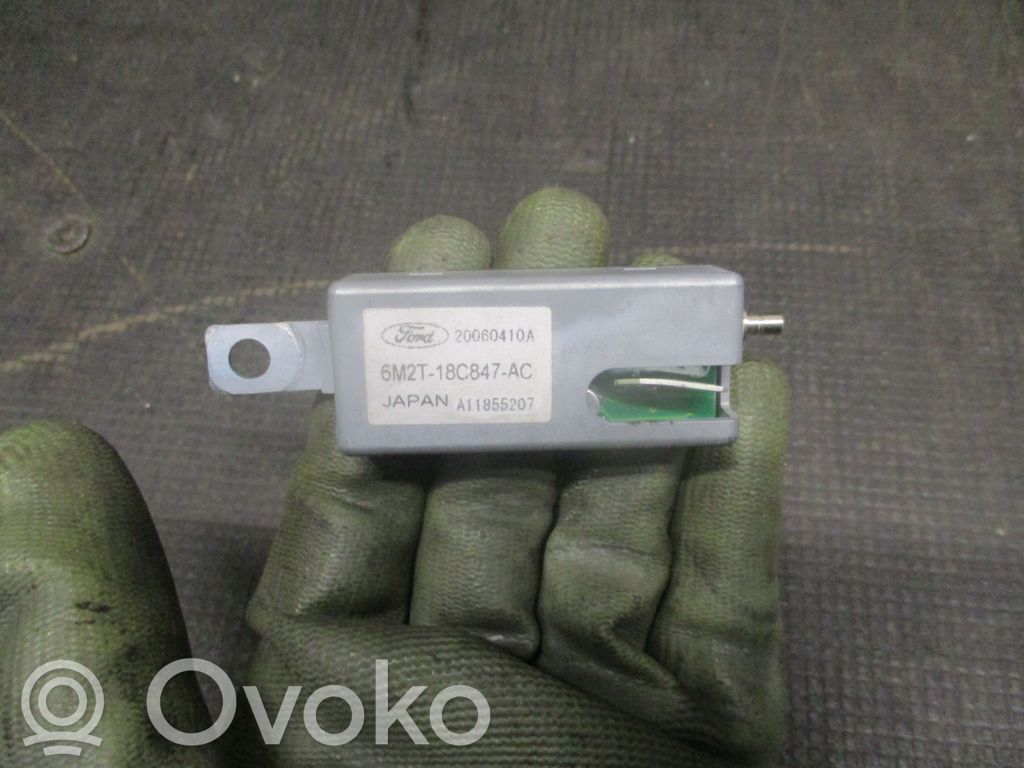 Antenos stiprintuvas   6M2T18C847AC,18C847AC