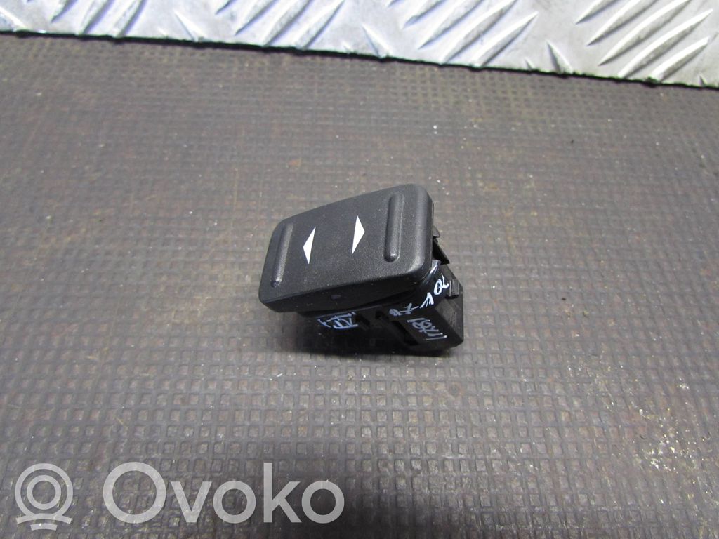 Ford Mondeo MK IV Przyciski szyb 