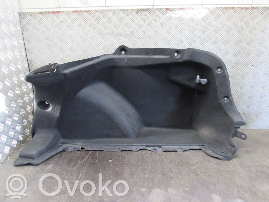 Toyota Corolla E210 E21 Šoninis apdailos skydas 