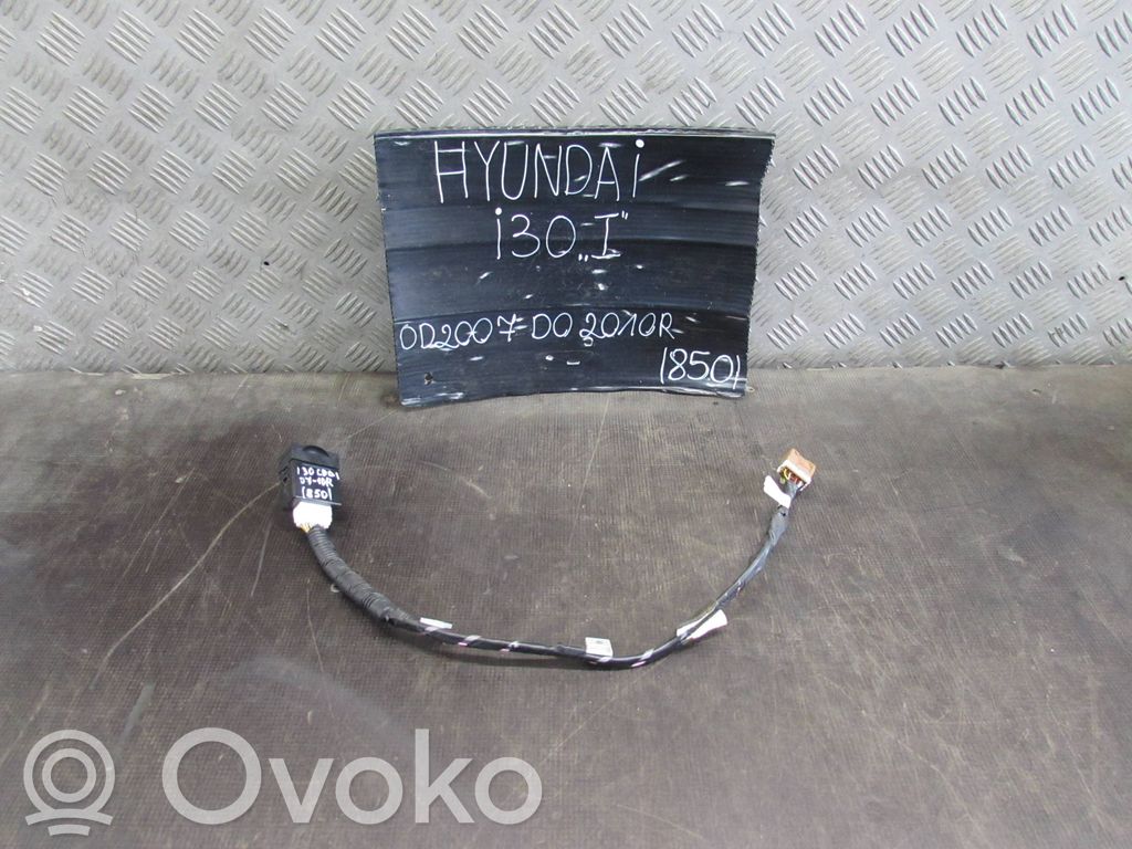 Hyundai i30 Enchufe conector entrada auxiliar 