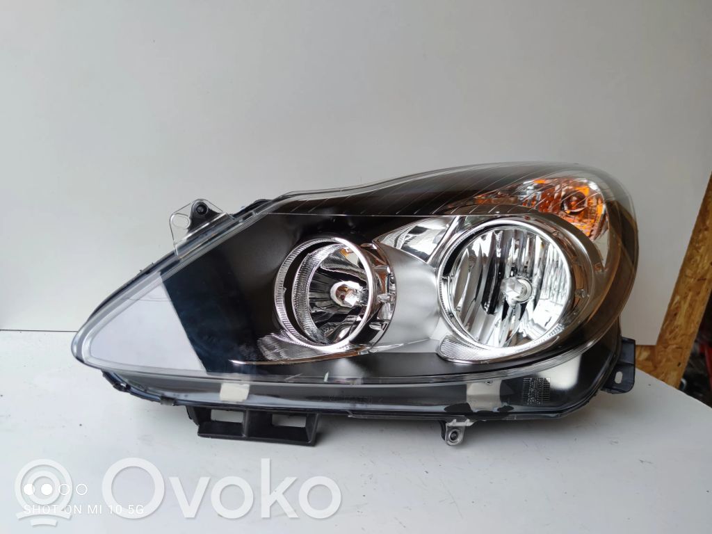 Opel Corsa D Scheinwerfer 