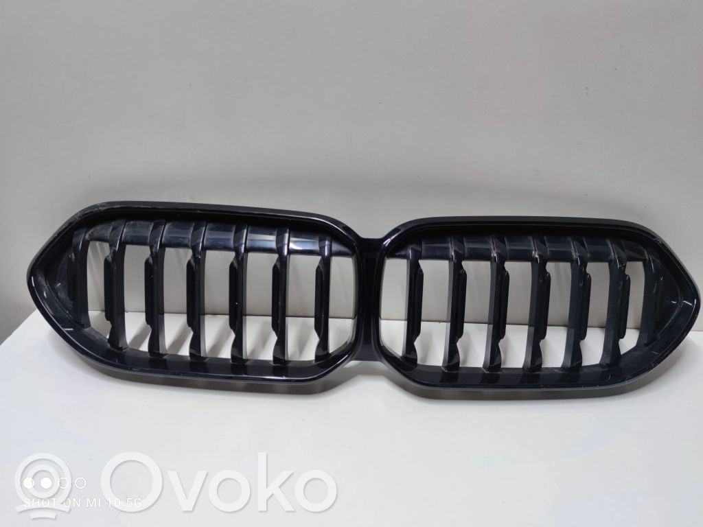 BMW 2 F44 Maskownica / Grill / Atrapa górna chłodnicy 