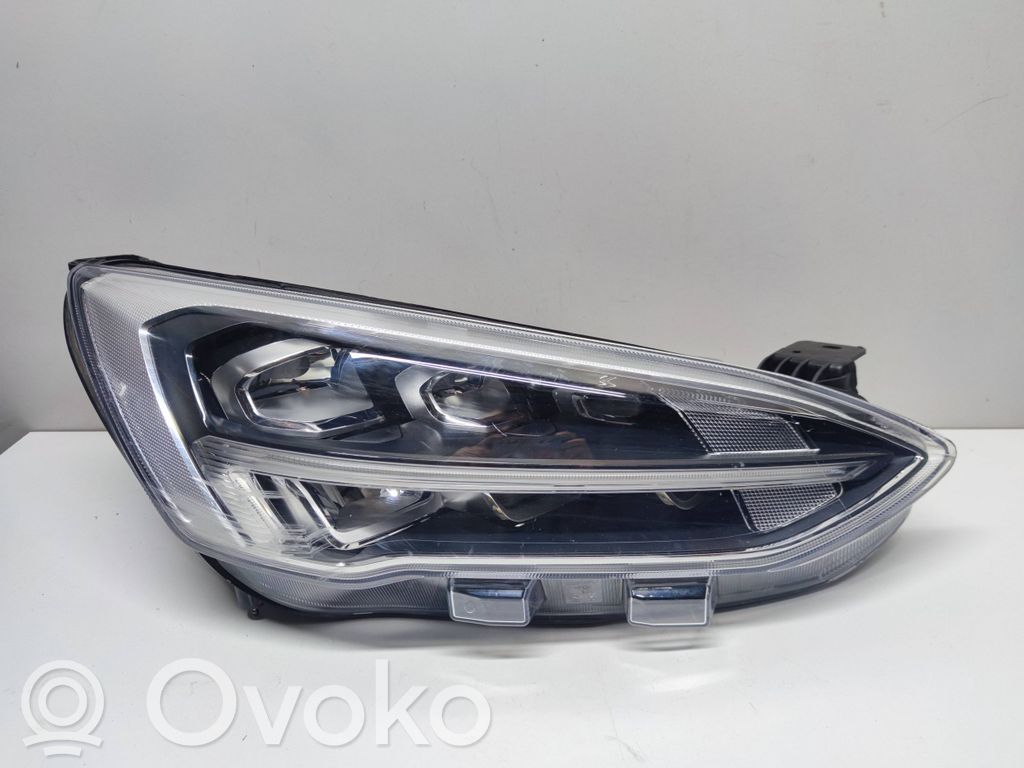 Ford Focus Headlight/headlamp 