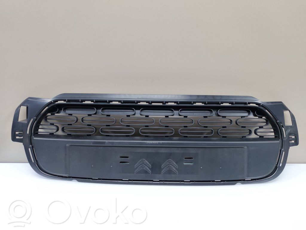 Citroen C3 Etupuskurin alempi jäähdytinsäleikkö 