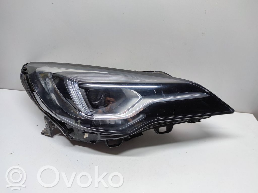 Opel Astra K Scheinwerfer 