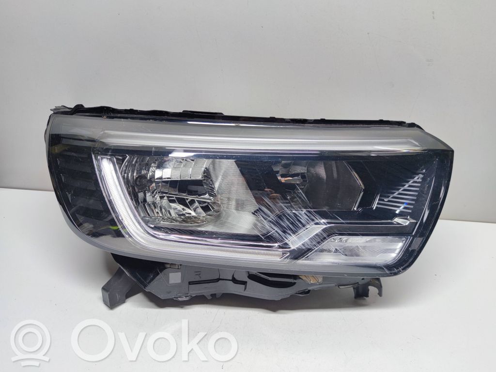 Renault Kangoo III Lampa przednia 