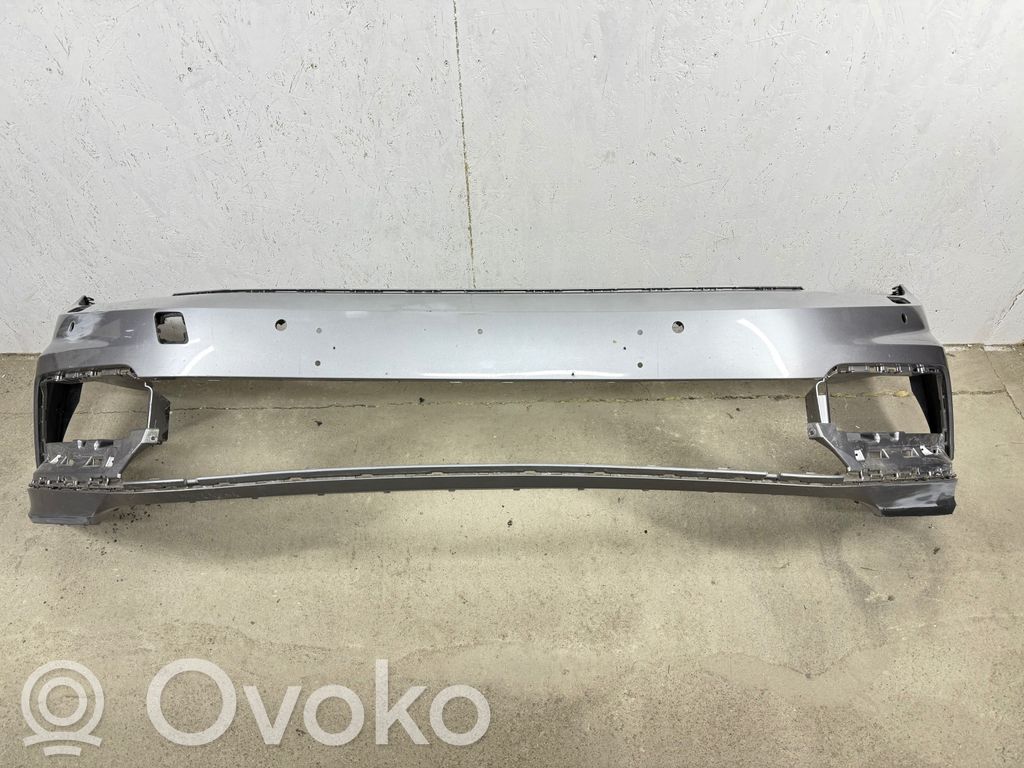 Volkswagen PASSAT B8 Front bumper 