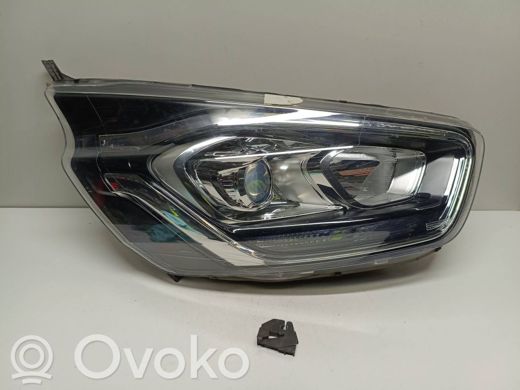 Ford Tourneo Custom Priekšējais lukturis 