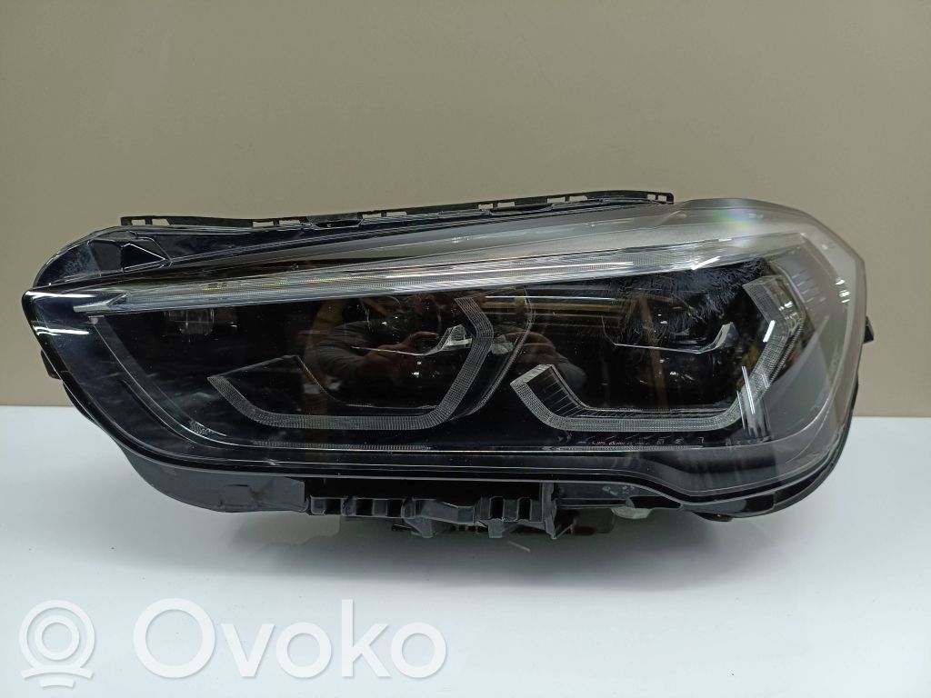 BMW X1 F48 F49 Lampa przednia 