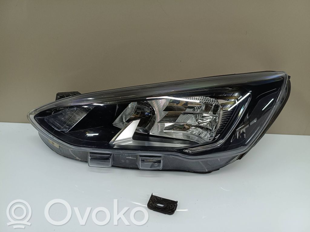 Priekinis žibintas   MX7B13E015CD