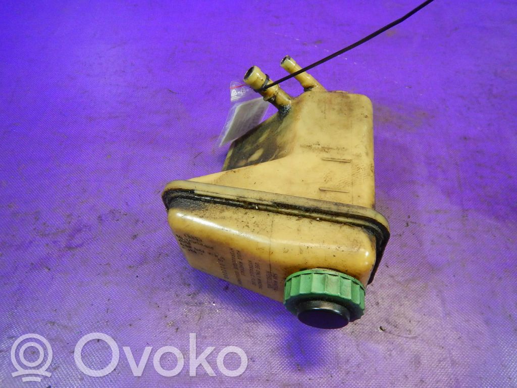 Ohjaustehostimen nestesäiliö   4A0422373A,4A0422373A