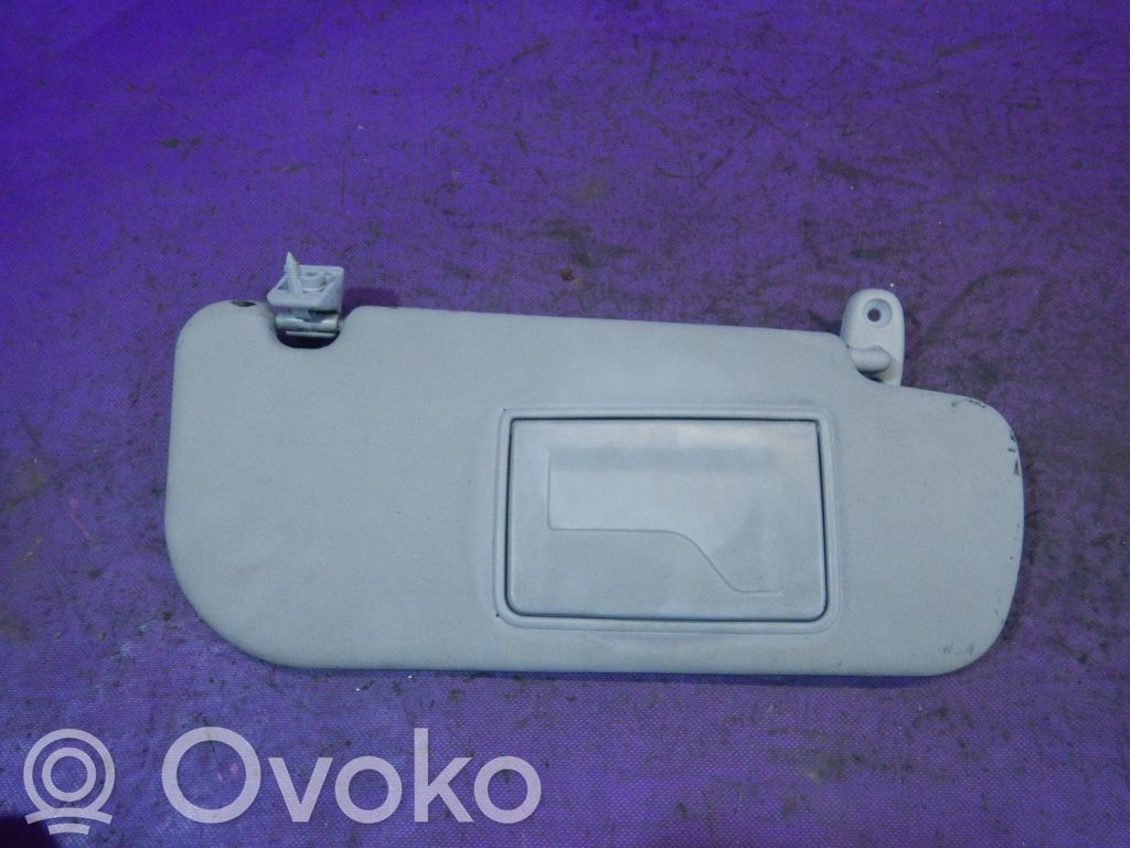 Sun visor