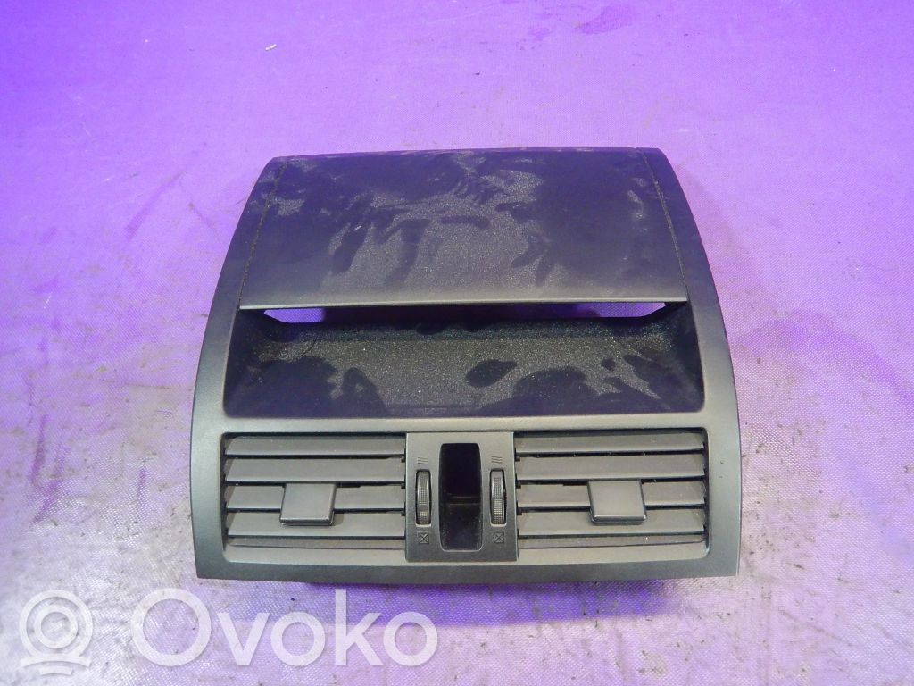 Mazda 6 Lango oro grotelės 