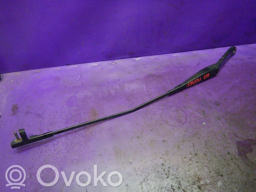 Ford Focus C-MAX Bras d'essuie-glace avant 