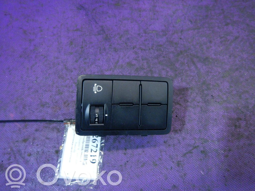 KIA Picanto Light switch 