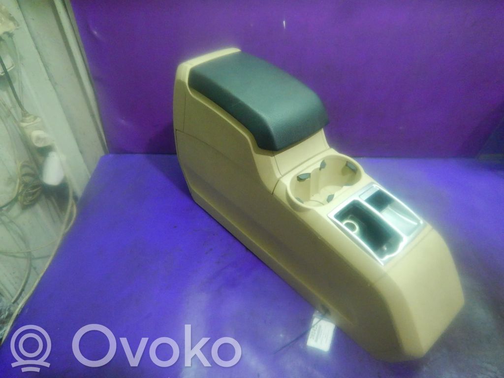 Ford Focus C-MAX Reposabrazos 