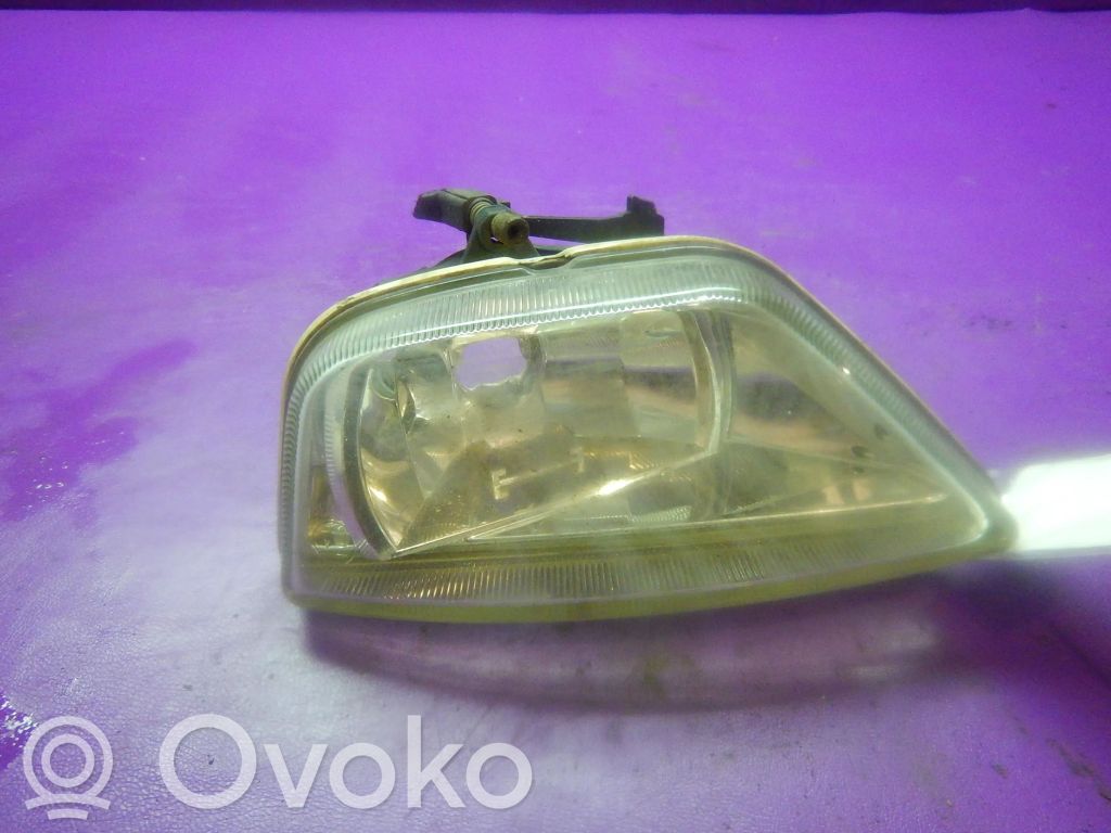 Ford Focus Miglas lukturis priekšā 