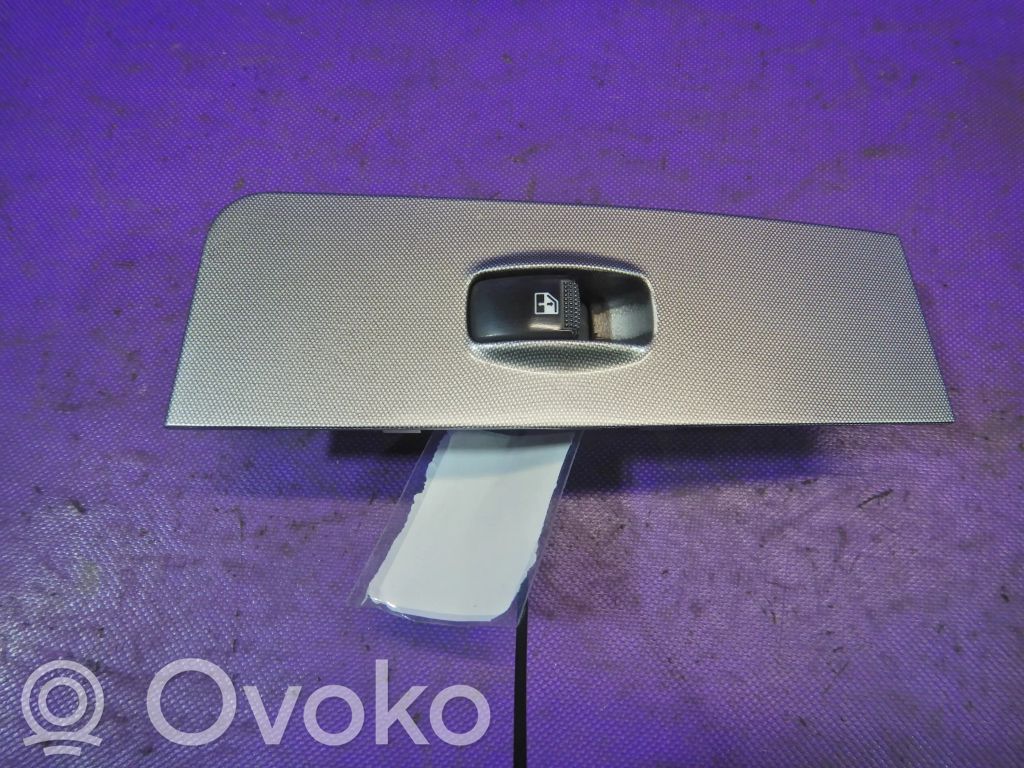 Hyundai Matrix Quarter vent window switch 