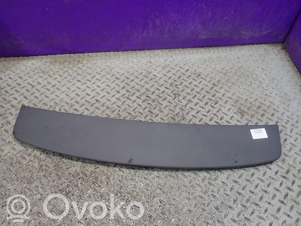 Kolmas/lisäjarruvalo   3M51R44210AJ,3M51R44210AJ