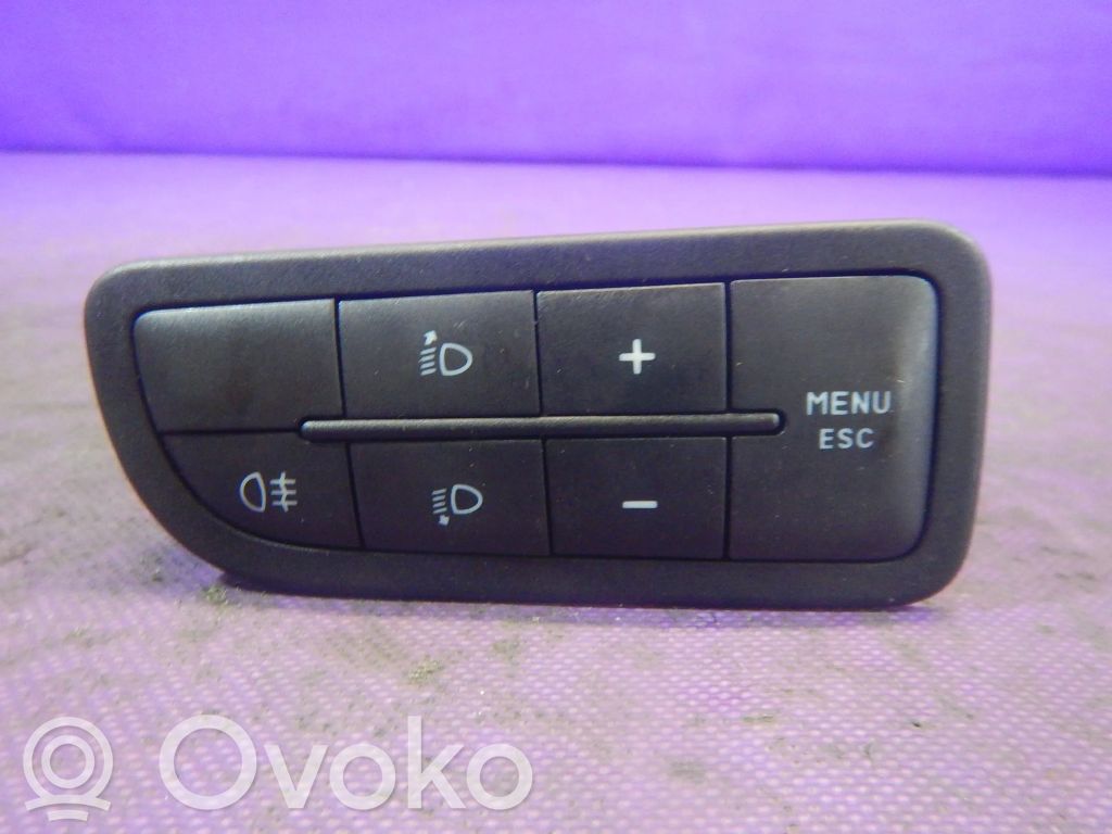 Fiat Punto (199) Interruptor de luz 