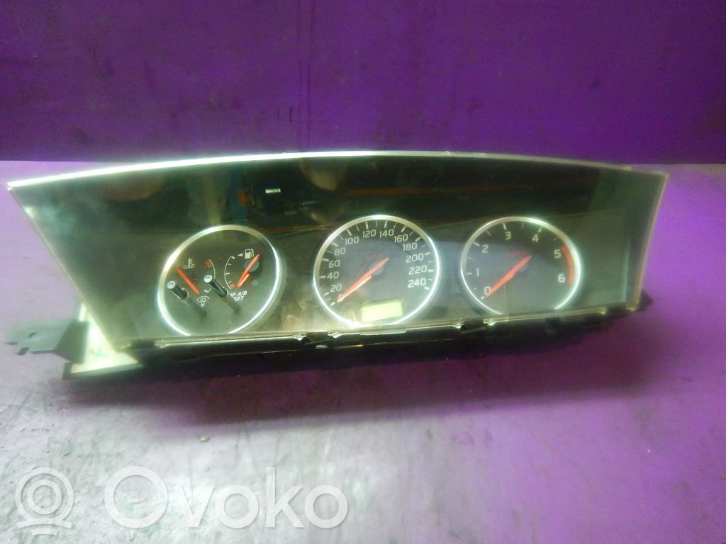 Nissan Primera Speedometer (instrument cluster) 