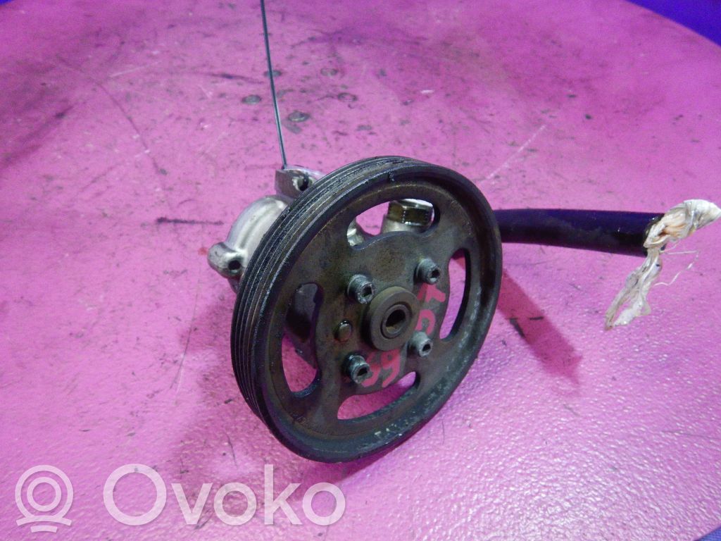 Citroen Xsara Picasso Power steering pump 