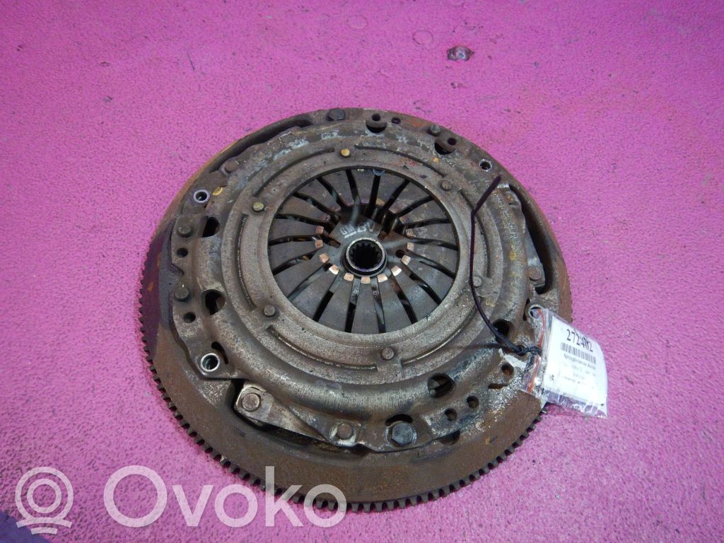 Opel Astra G Kit d'embrayage