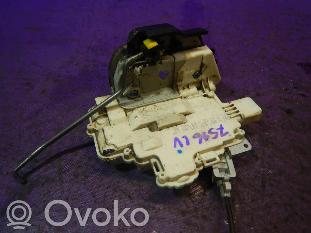 Etuoven lukko   8E2837015AA,8E2837015AA