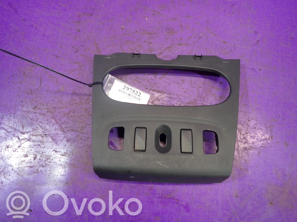 Dacia Sandero Moldura del panel (Usadas) 