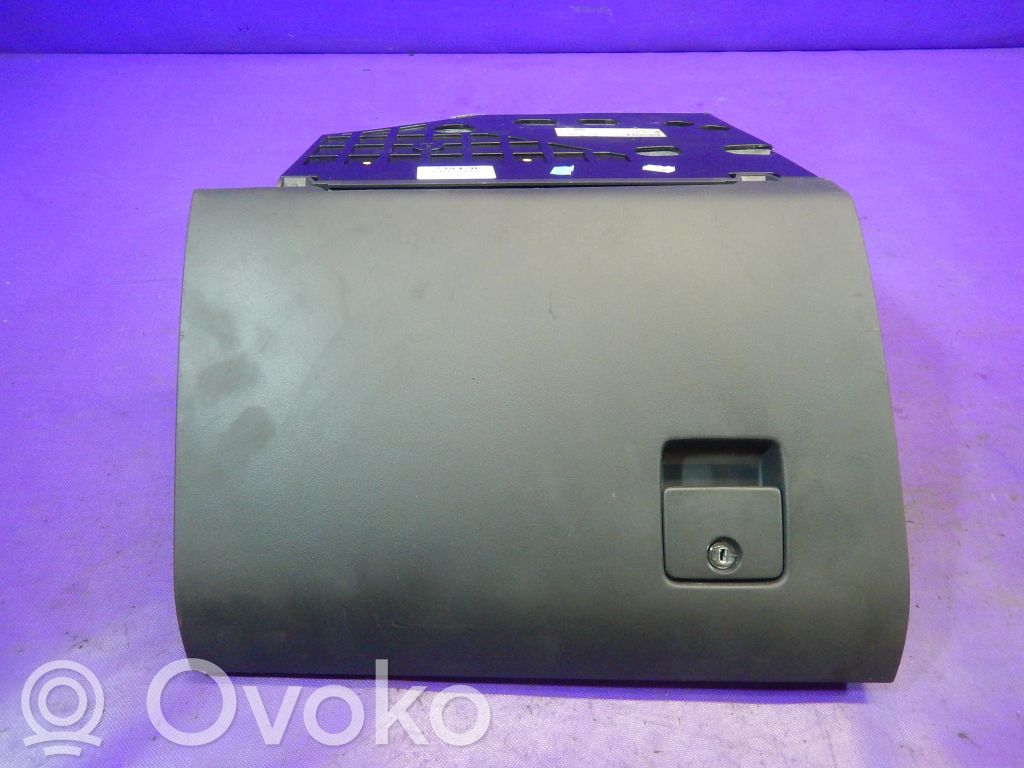 Opel Vectra C Daiktadėžė 