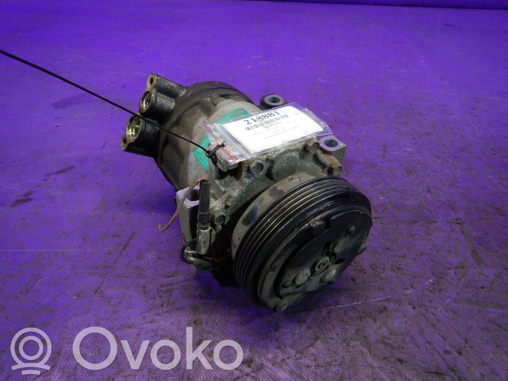 Renault Twingo I Air conditioning (A/C) compressor (pump) 