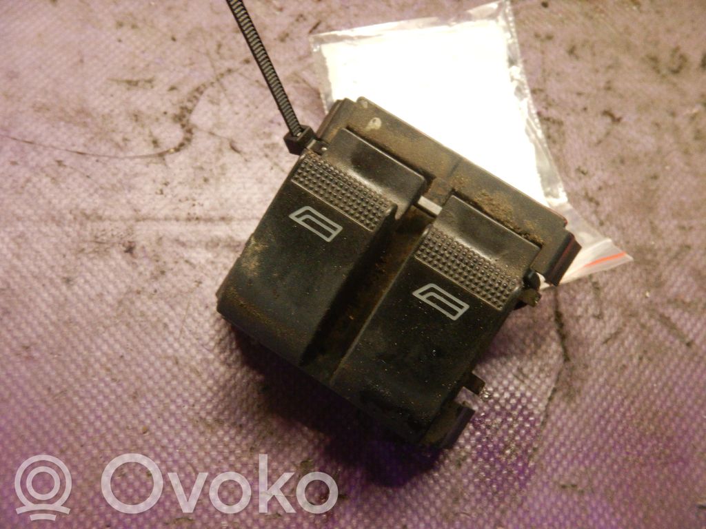 Interruptor de la ventanilla de ventilación   8L0959851,8L0959851