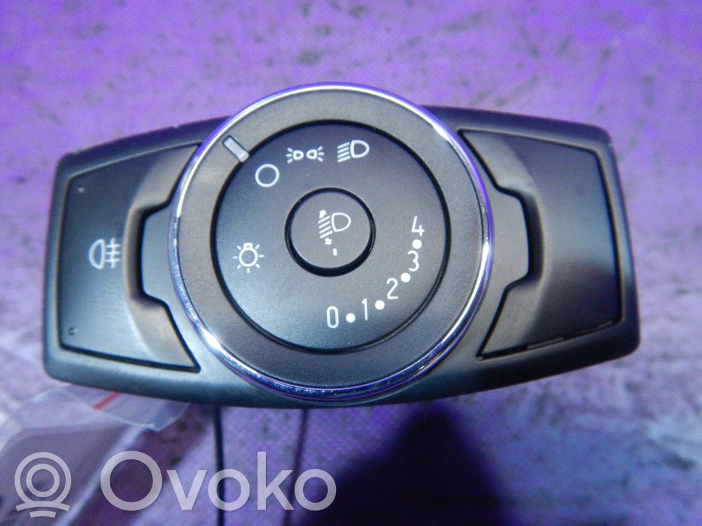 Ford Focus Light switch 